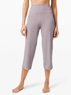 lululemon athletica High-Rise Cropped Wide-Leg Capris - Light Mauve